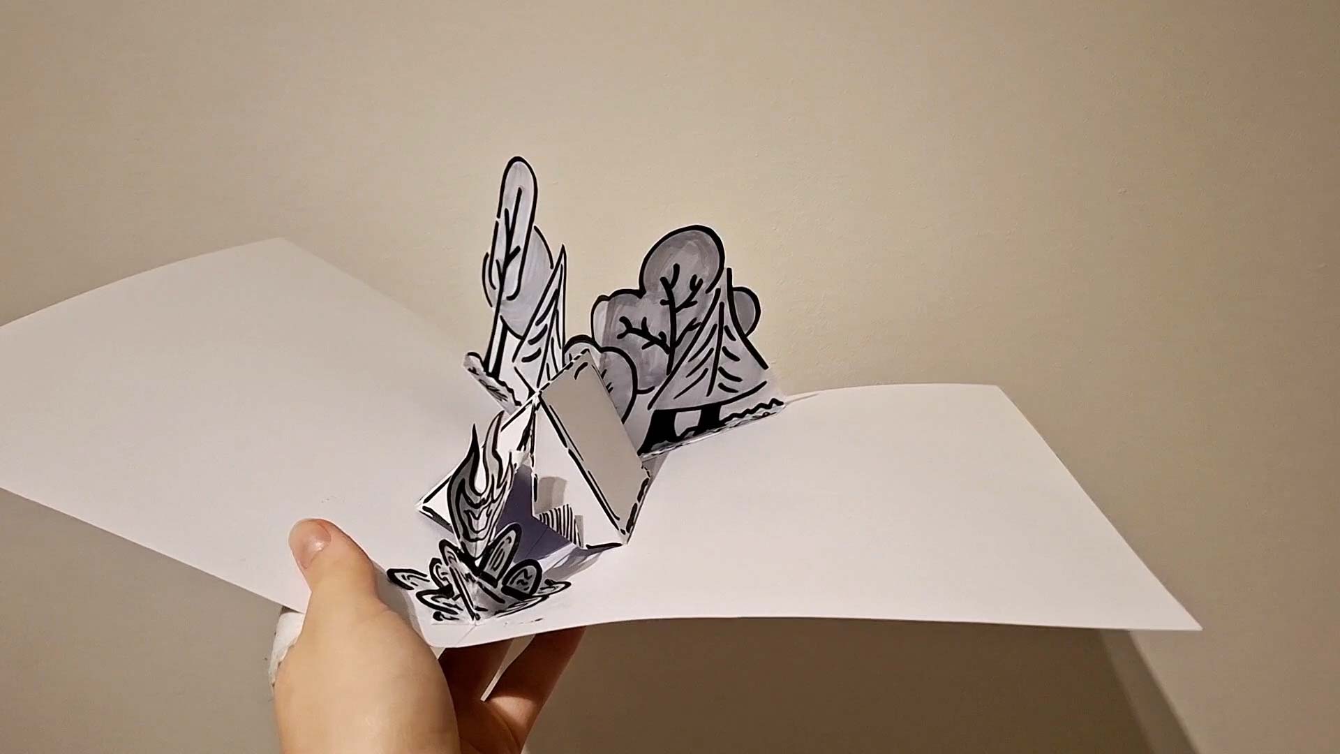 Moodymals_1920x1080_Book_04