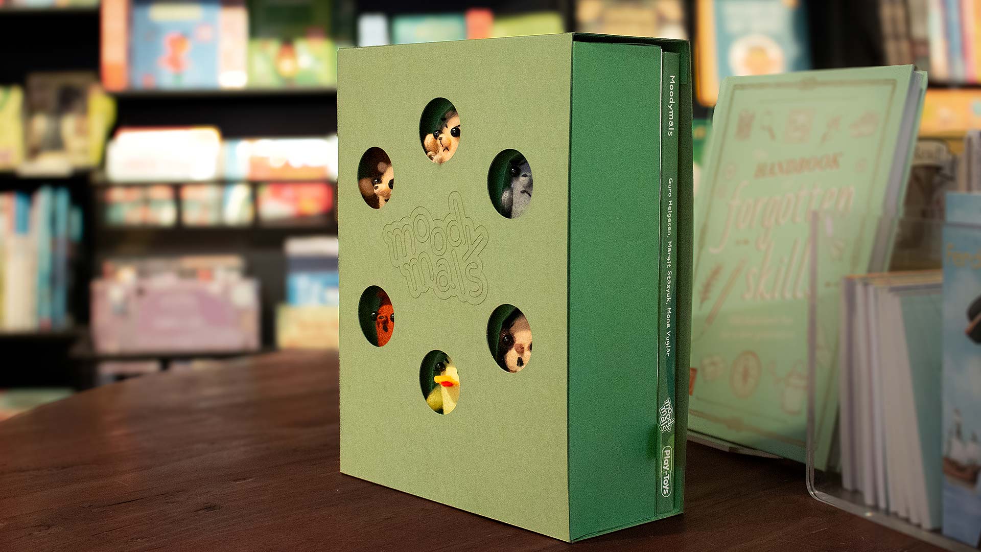 Moodymals_1920x1080_Package_04